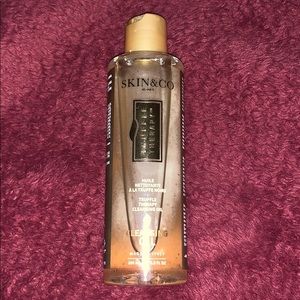 Skin & Co Truffle Cleansing Oil